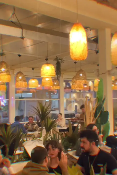 Cafe videosundan kare